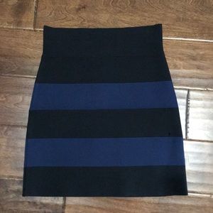 BCBG MaxAzria Short band skirt
